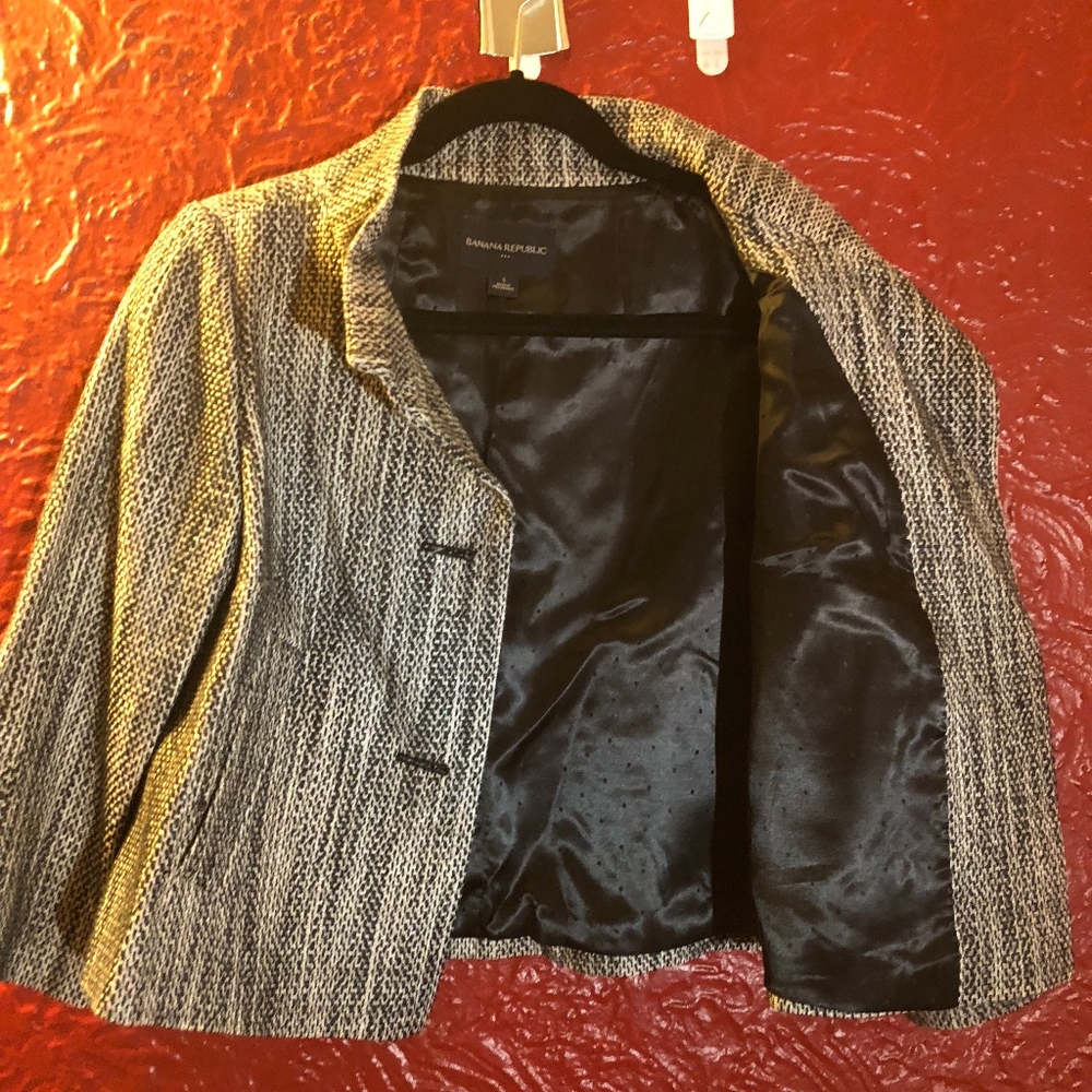 Banana Republic 3/4 sleeve cropped jacket - Picture 5 of 8